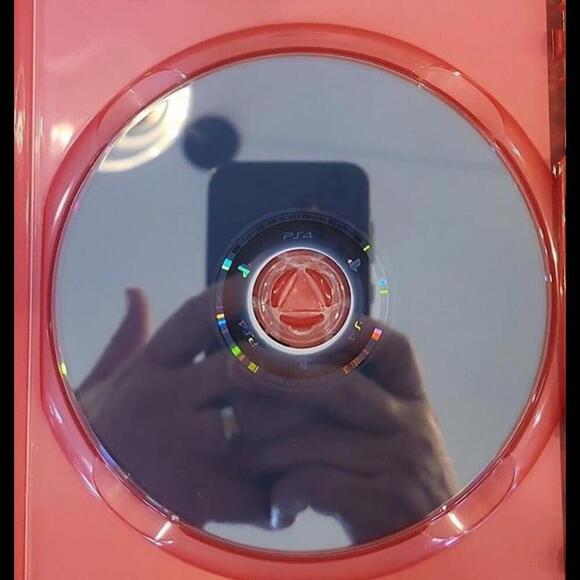 Persona 5  PS4 game‎ - Picture 4 of 4